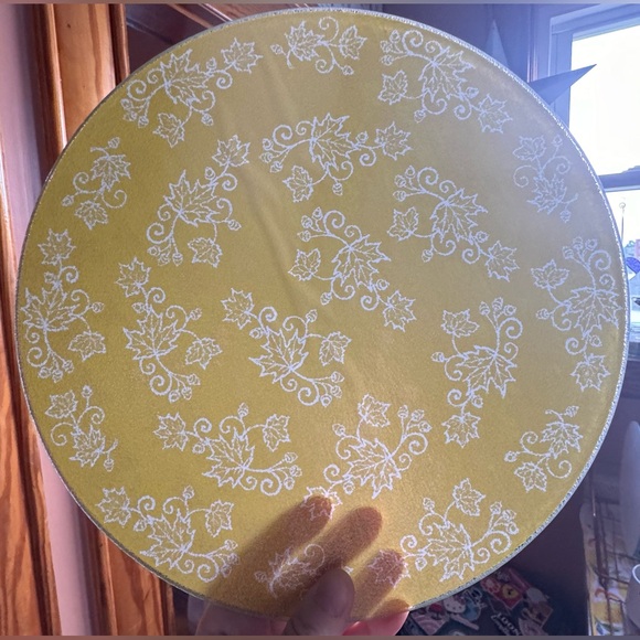 🎄3/$20‼️Cutting Board Glass Fall Leaves plate🍂🍁 - Picture 2 of 5